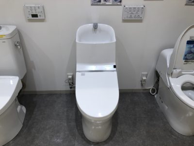 【宇治市のトイレリフォーム】TOTO「GG800」のご紹介｜シンプルで利便性の高いタンク式ウォシュレット